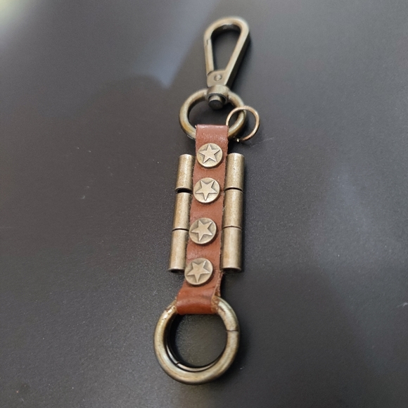 NEW! Key Chain - Picture 1 of 6